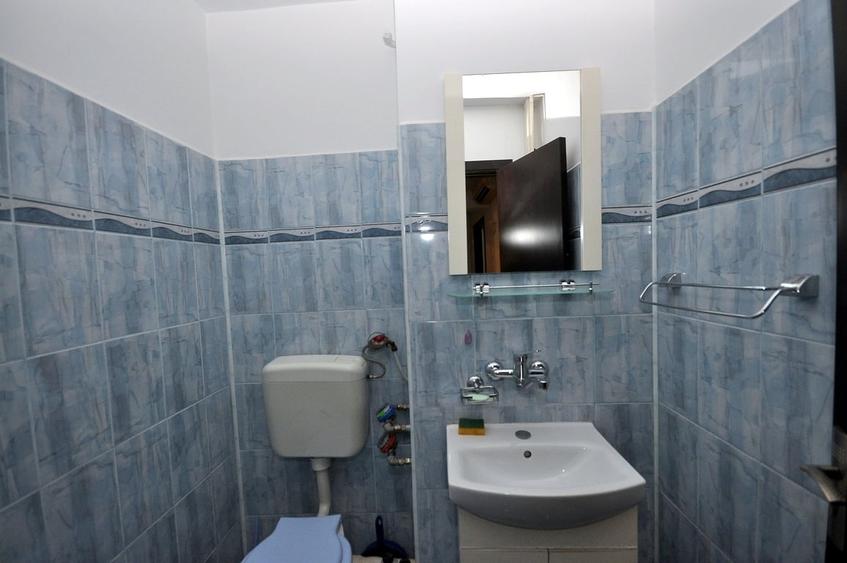 Apartament cu 3 camere decomandat în Militari
