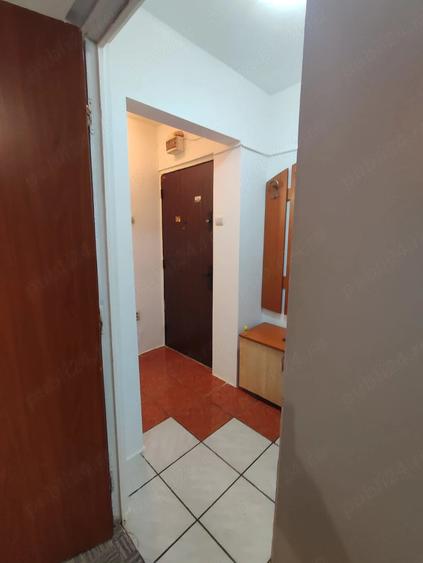 Garsonieră decomandată în Lujerului