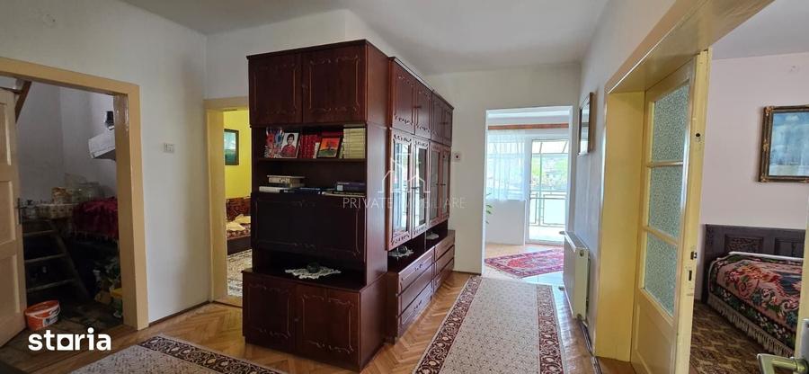 Casă cu 5 camere cu Teren 750 Mp în Central