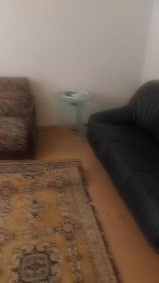 Apartament cu 2 camere decomandat în Văcăresti