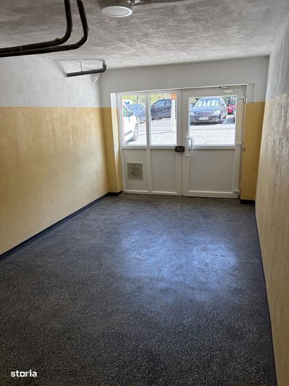 Apartament cu 3 camere decomandat în Valea Oltului