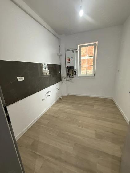 Apartament cu 2 cam decomandat GRADINA, terasa, mobilat Braytim hotel IQ - 9