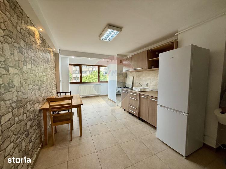 Apartament cu 2 camere decomandate de inchiriat pe str Dorobantilor - 3