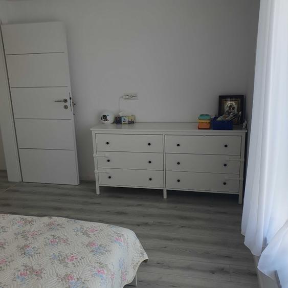 Casă cu 3 camere în Berceni