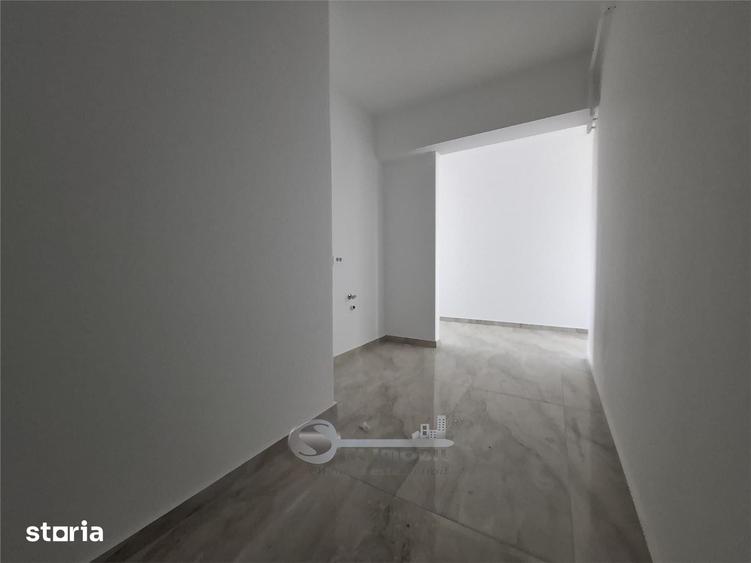 Apartament cu 3 camere decomandat în Galata