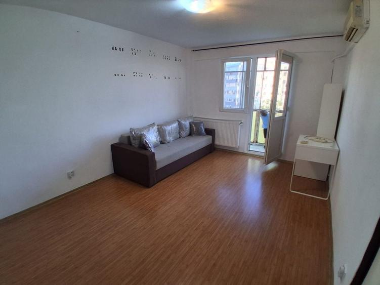 Apartament cu 2 camere decomandat în Lujerului
