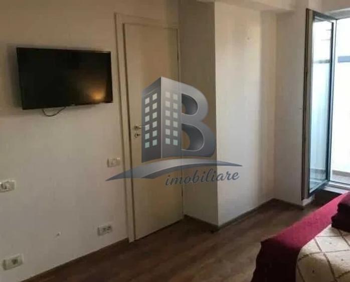 Garsonieră decomandată, mobilată în Grozăvești