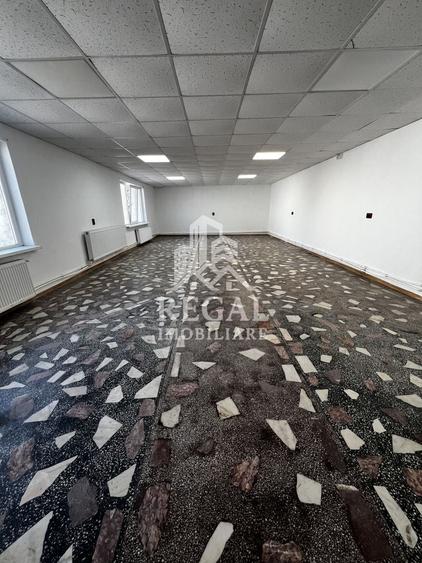 Spațiu comercial, de 110 mp, în Central