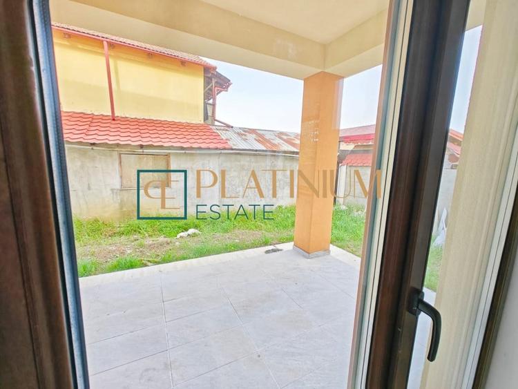 Duplex cu 4 camere cu Teren 300 Mp în Utvin