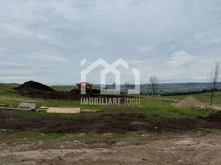 Teren de 822 mp, în Jucu
