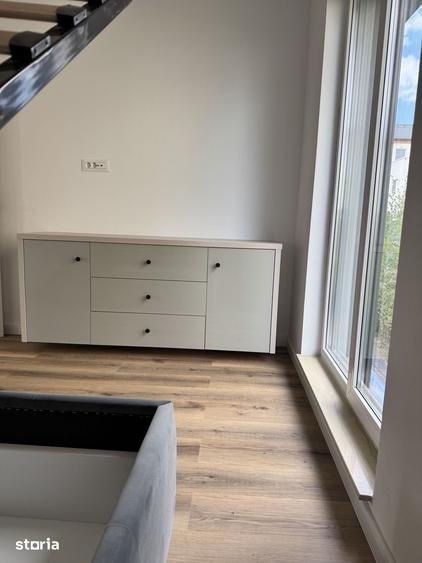 Casă cu 3 camere cu Teren 300 Mp în Sânpetru