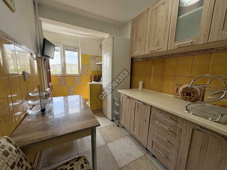 Apartament cu 2 camere semidecomandat în Giulești