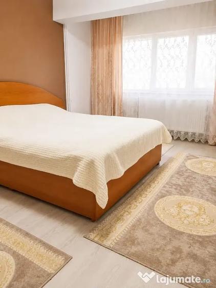 Apartament cu 3 camere decomandat în Tomis Nord