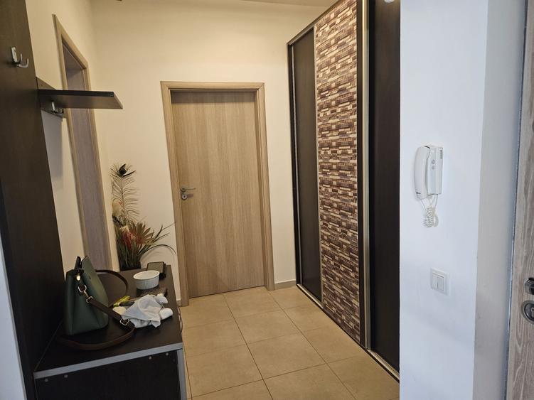 Apartament cu 2 camere decomandat în Valea Ialomiței