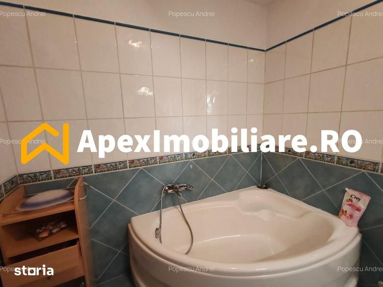 Casă cu 5 camere cu Teren 300 Mp în Corbeanca