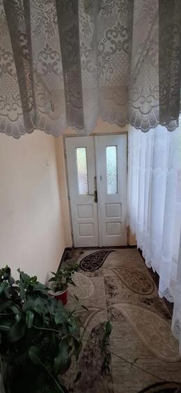 Casă cu 2 camere cu Teren 800 Mp în Nazna