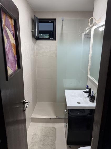 Apartament cu 2 camere semidecomandat în Colentina