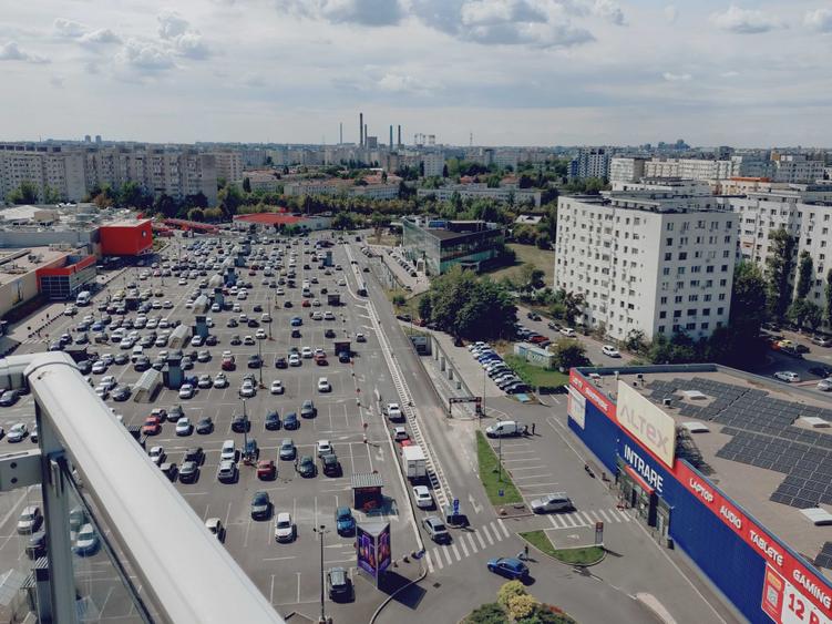 Garsonieră nedecomandată în Titan