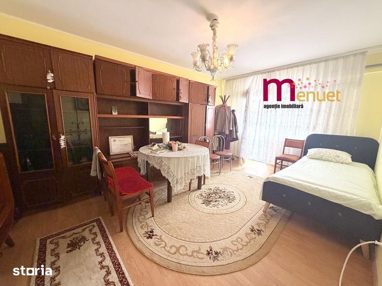 Apartament cu 2 camere decomandat în Central