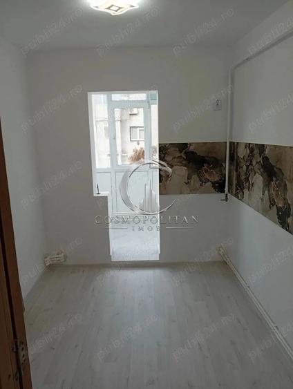 Apartament cu 2 camere decomandat în Aleea Sporturilor