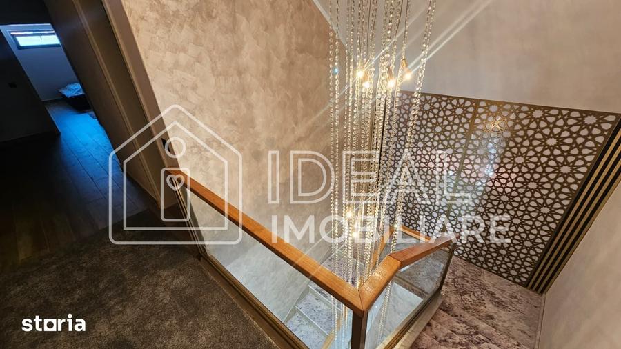 Casă cu 4 camere cu Teren 300 Mp în Lupeni