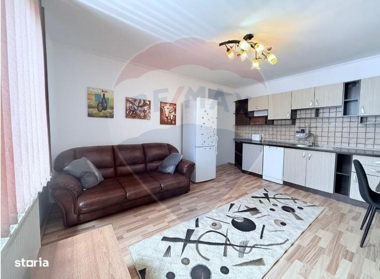Apartament spatios-3 camere-la curte in Turnisor - 7