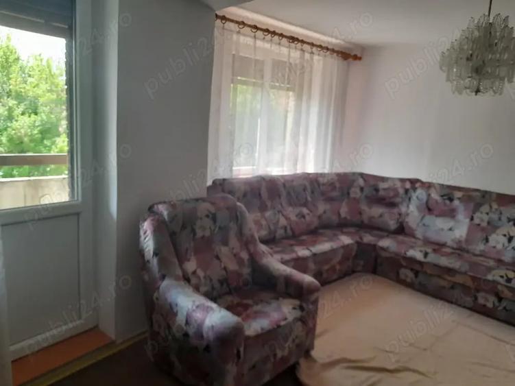 Apartament cu 3 camere decomandat în Aleșd