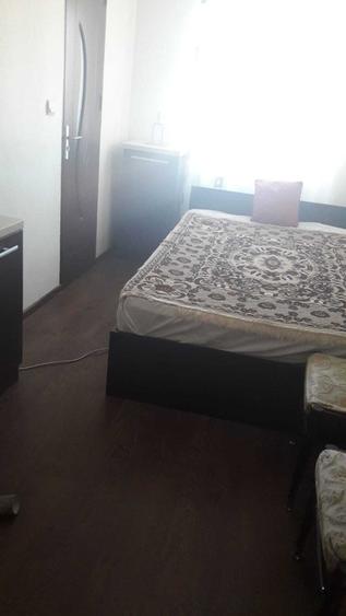 Apartament cu 3 camere decomandat în Exterior Vest