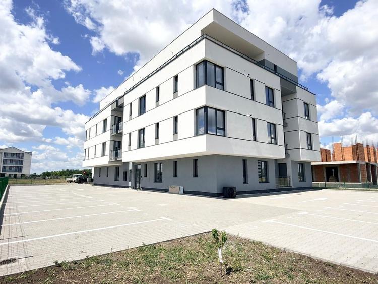 Apartament cu 2 camere decomandat în Torontalului