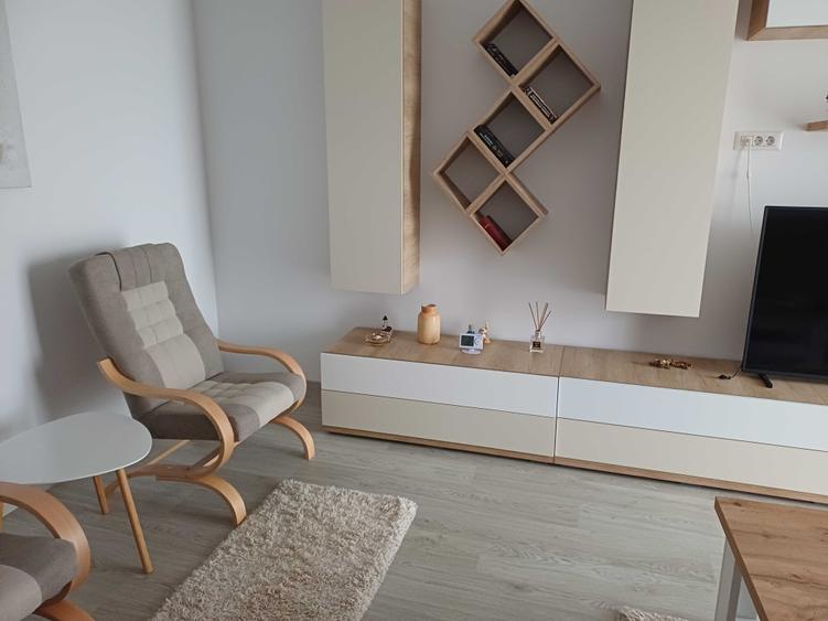 Apartament cu 2 camere decomandat în Cârcea