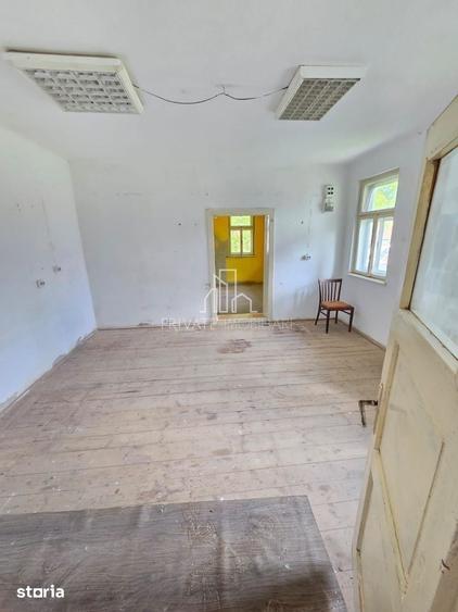 Casă cu 3 camere cu Teren 1192 Mp în Criș