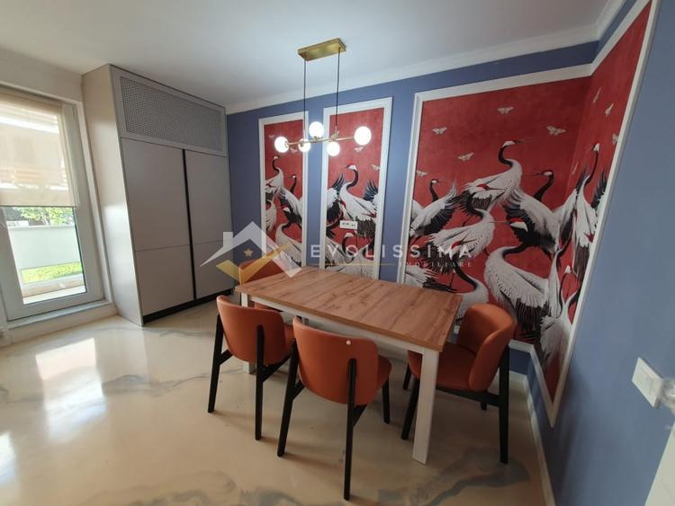 Apartament cu 3 camere decomandat, mobilat în Dealul Cetății