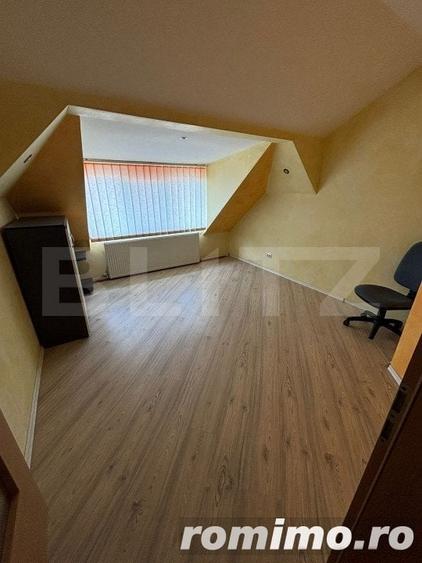 Apartament cu 5 camere decomandat în Central
