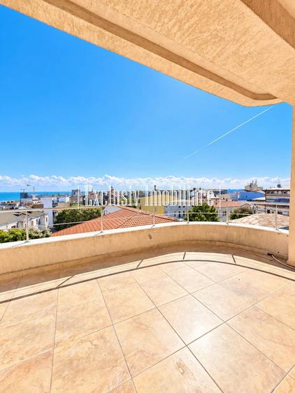 Apartament cu 3 camere decomandat în Ultracentral