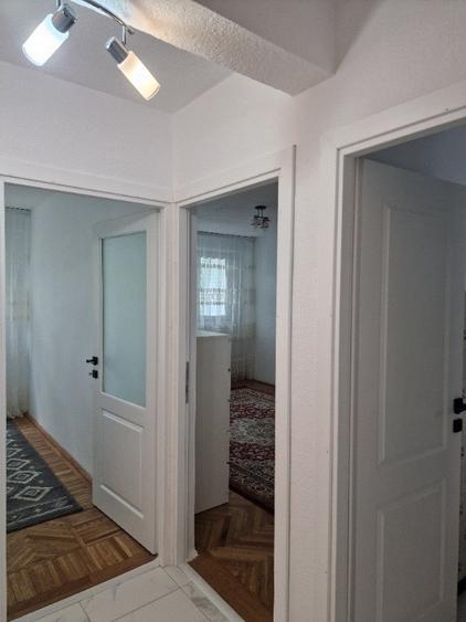 Apartament cu 2 camere decomandat în Drumul Taberei