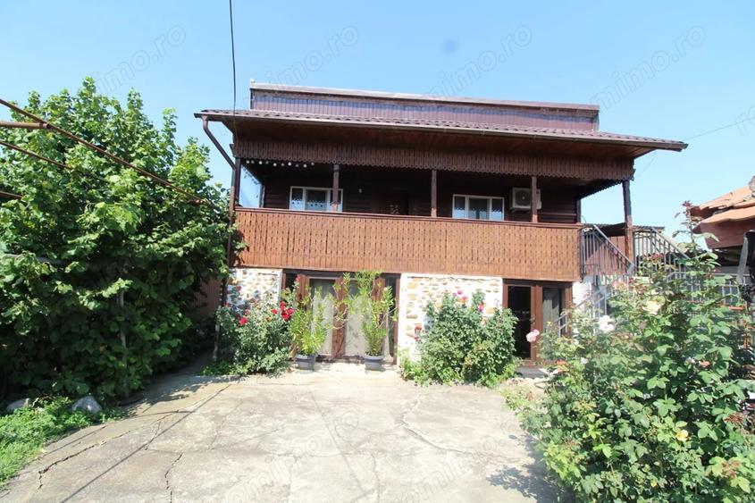Casă cu 6 camere cu Canalizare în Iași-Gorj