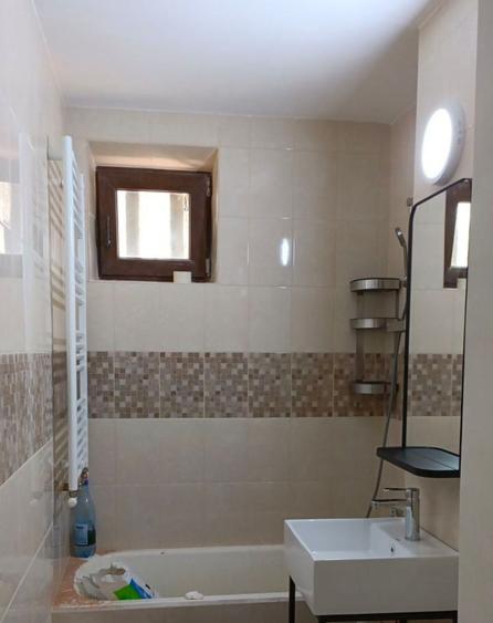 Apartament cu 2 camere semidecomandat în Teilor
