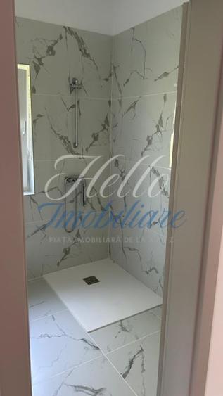 Duplex cu 4 camere cu Canalizare în Florești