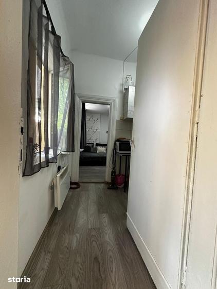 Casă cu 4 camere cu Teren 140 Mp în Centrul Civic