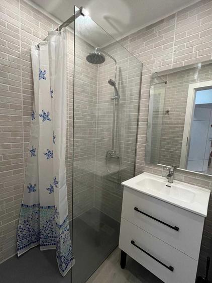 Garsonieră decomandată în Vitan