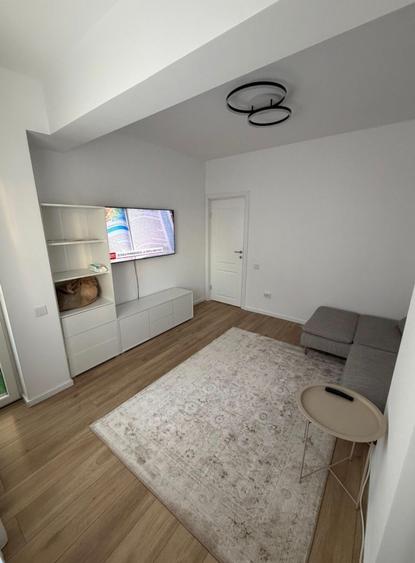 Apartament cu 2 camere decomandat în Berceni