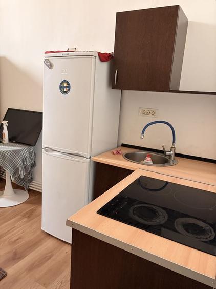 Apartament cu 2 camere semidecomandat în Ultracentral