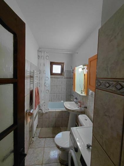 Apartament cu 2 camere semidecomandat, mobilat în 9 Mai