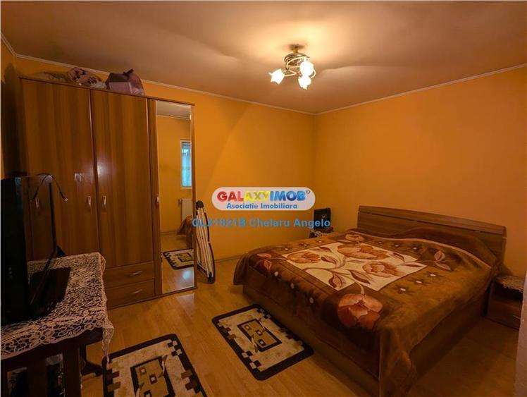 Casă cu 4 camere cu Teren 145 Mp în Rahova