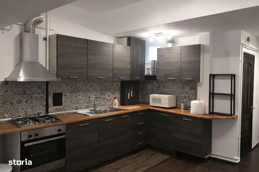 Apartament cu 3 camere în Centrul Istoric