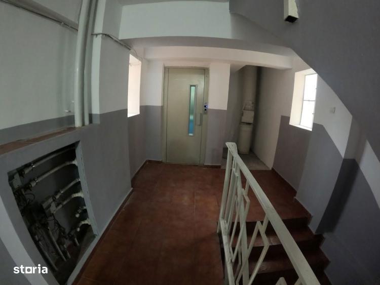 Apartament cu 2 camere semidecomandat în Central