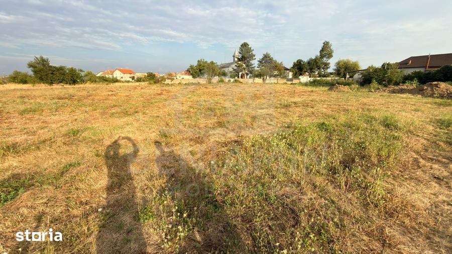 Teren de 550 mp, în Popoveni