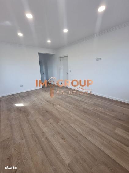 Casă cu 4 camere cu Teren 494 Mp în Aroneanu