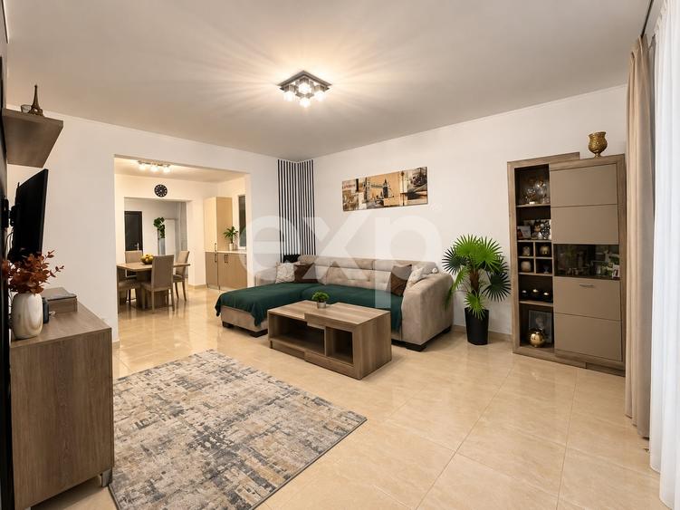 Duplex cu 4 camere cu Canalizare în Trivale