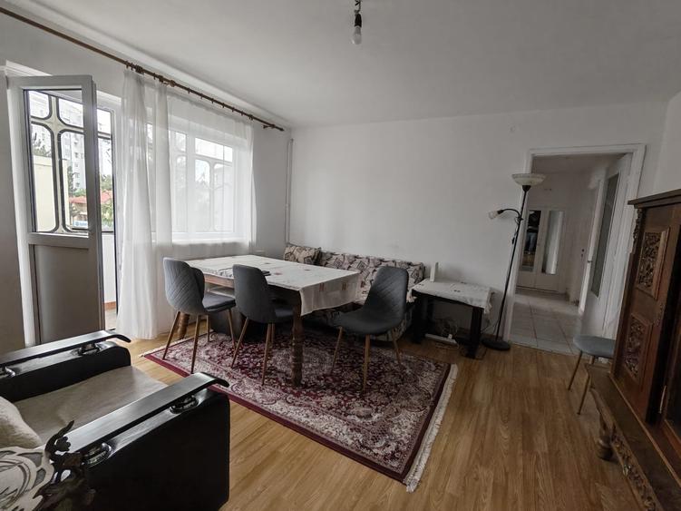 Apartament 3 camere Marasesti de inchiriat - 1